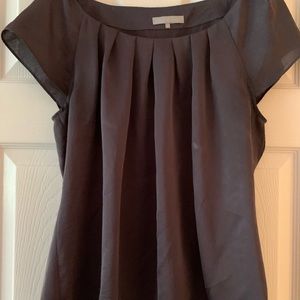 Capped sleeved dress shirt